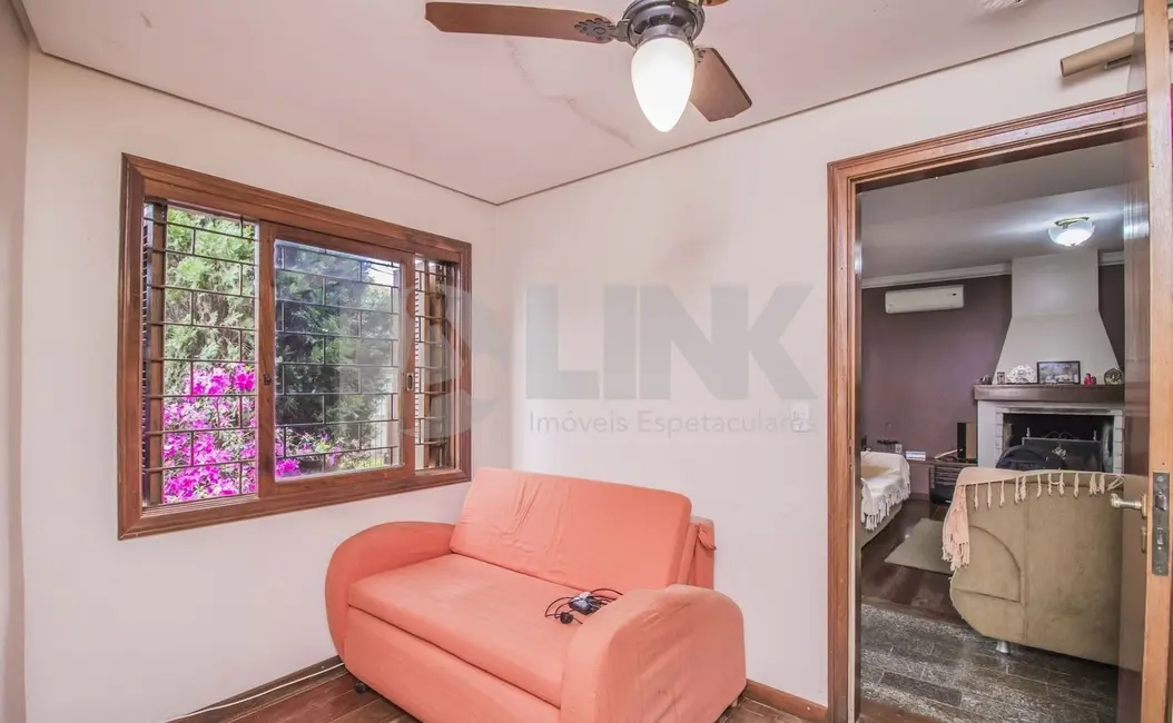 Casa com 4 quartos à venda, 340m2 em Vila Ipiranga, Porto Alegre - RS - imagem 6 Foto 6 de Casa com 4 quartos à venda, 340m2 em Vila Ipiranga, Porto Alegre - RS