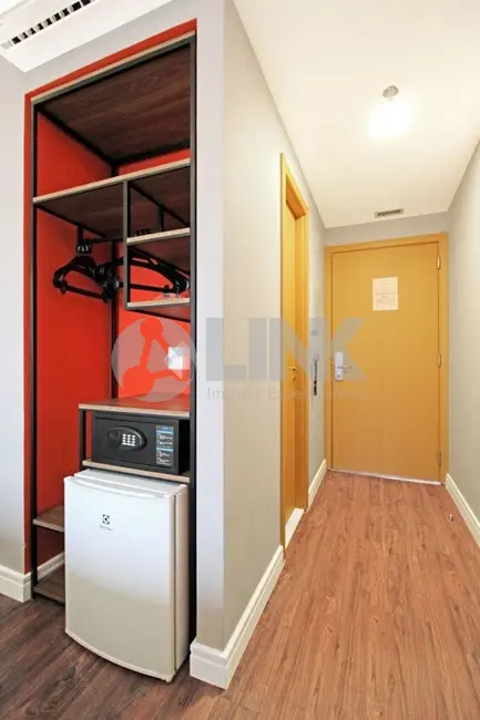 Foto 2 de Apartamento com 1 quarto à venda, 35m2 em Cidade Baixa, Porto Alegre - RS