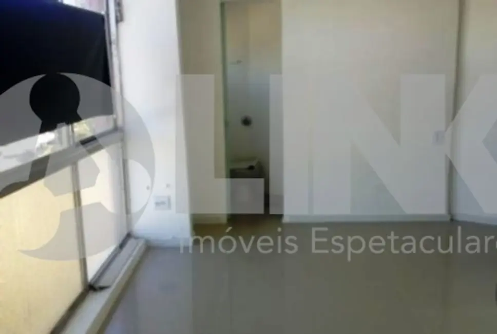 Sala Comercial à venda, 35m2 em Centro Histórico, Porto Alegre - RS - imagem 3 Foto 3 de Sala Comercial à venda, 35m2 em Centro Histórico, Porto Alegre - RS