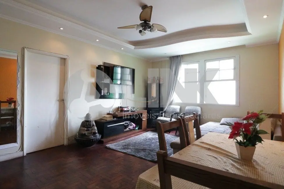 Apartamento com 4 quartos à venda, 126m2 em Centro Histórico, Porto Alegre - RS - imagem 2 Foto 2 de Apartamento com 4 quartos à venda, 126m2 em Centro Histórico, Porto Alegre - RS