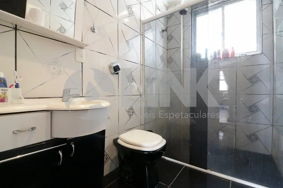 Apartamento com 4 quartos à venda, 126m2 em Centro Histórico, Porto Alegre - RS - imagem 9 Foto 9 de Apartamento com 4 quartos à venda, 126m2 em Centro Histórico, Porto Alegre - RS