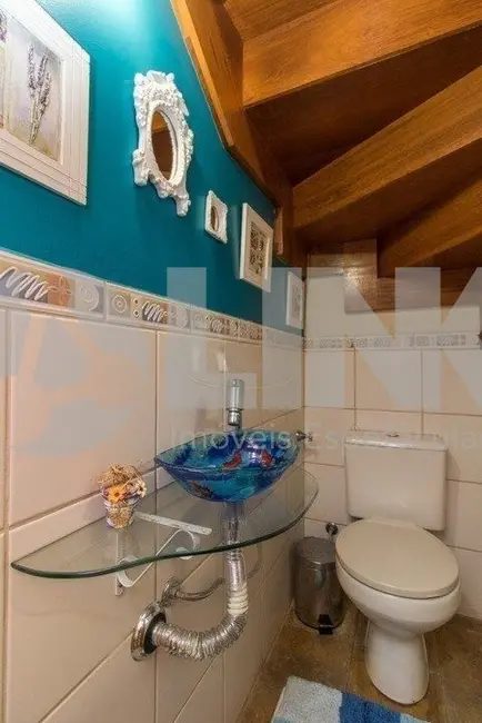 Foto 9 de Casa de Condomínio com 3 quartos à venda, 240m2 em Ipanema, Porto Alegre - RS