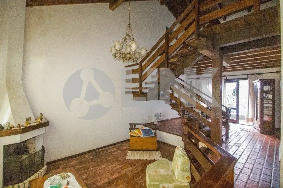 Foto 2 de Casa com 3 quartos à venda, 218m2 em Ipanema, Porto Alegre - RS