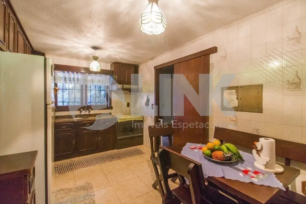 Foto 9 de Casa com 3 quartos à venda, 218m2 em Ipanema, Porto Alegre - RS