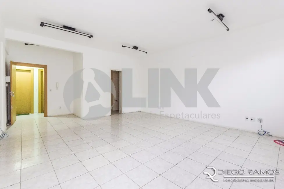 Foto 4 de Sala Comercial à venda, 37m2 em Floresta, Porto Alegre - RS
