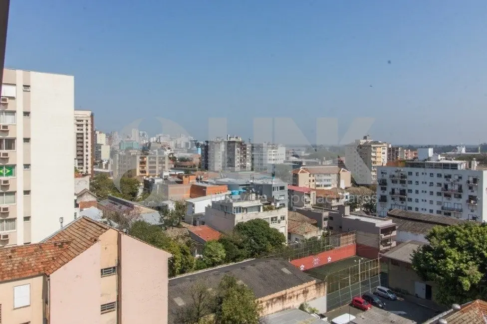 Sala Comercial à venda, 38m2 em Floresta, Porto Alegre - RS - imagem 9 Foto 9 de Sala Comercial à venda, 38m2 em Floresta, Porto Alegre - RS