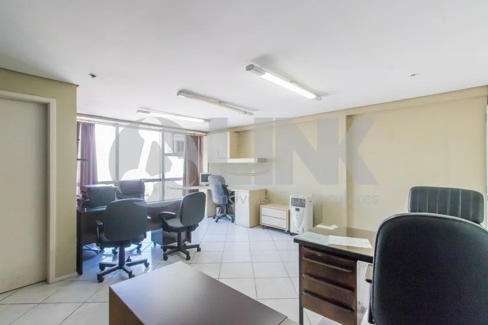 Foto 2 de Sala Comercial à venda, 38m2 em Floresta, Porto Alegre - RS