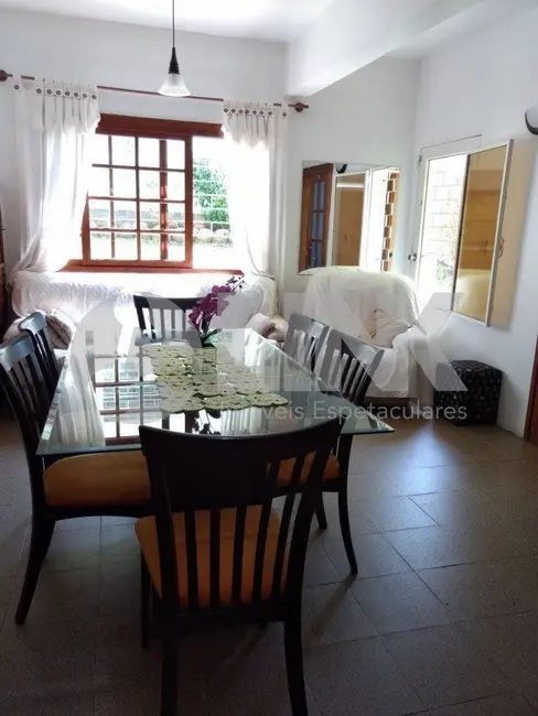 Casa com 5 quartos à venda, 260m2 em Vila Ipiranga, Porto Alegre - RS - imagem 9 Foto 9 de Casa com 5 quartos à venda, 260m2 em Vila Ipiranga, Porto Alegre - RS