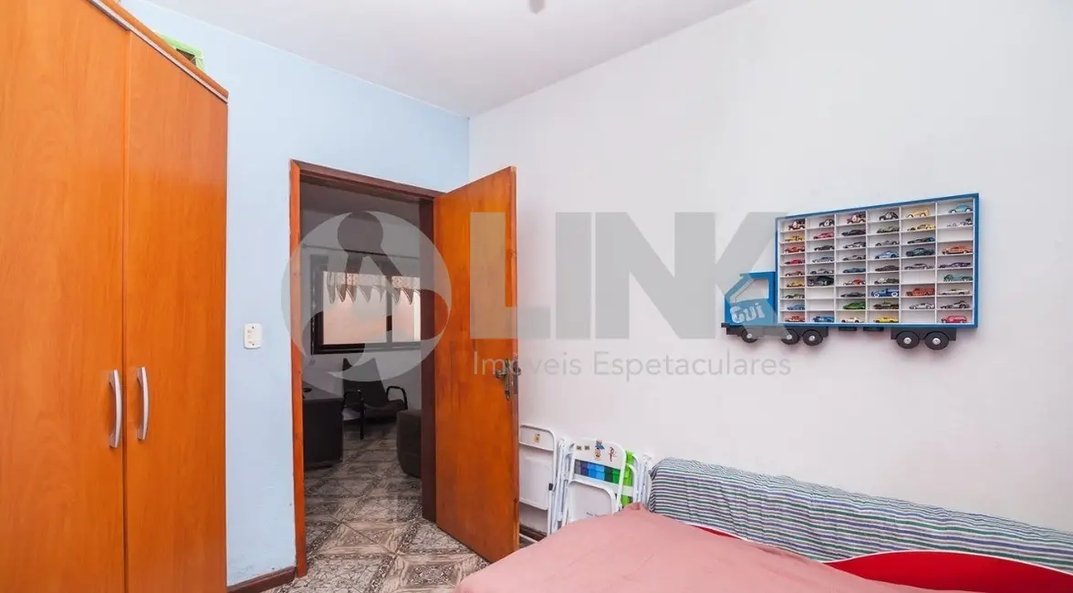 Casa com 3 quartos à venda, 198m2 em Jardim Itu, Porto Alegre - RS - imagem 6 Foto 6 de Casa com 3 quartos à venda, 198m2 em Jardim Itu, Porto Alegre - RS