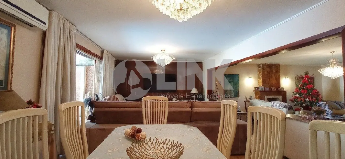 Foto 9 de Casa de Condomínio com 3 quartos à venda, 374m2 em Jardim Lindóia, Porto Alegre - RS