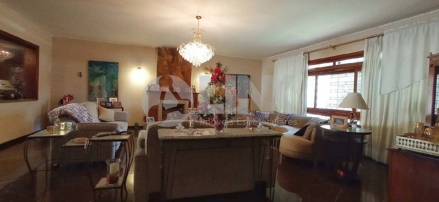 Foto 7 de Casa de Condomínio com 3 quartos à venda, 374m2 em Jardim Lindóia, Porto Alegre - RS