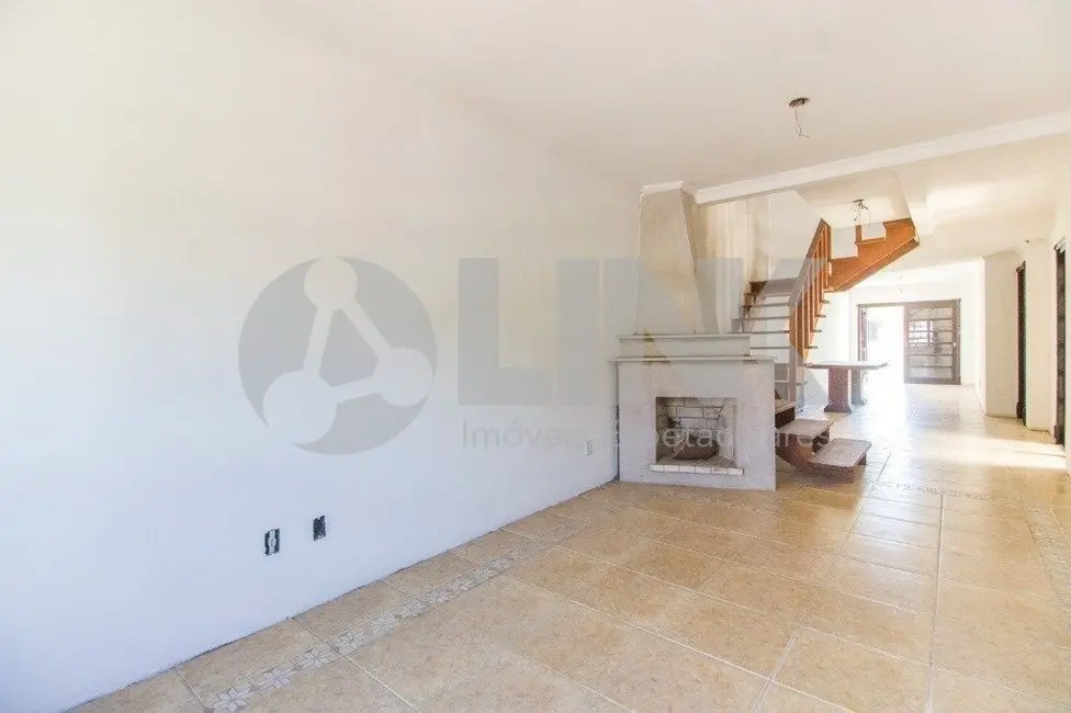 Casa com 3 quartos à venda, 298m2 em Jardim Itu, Porto Alegre - RS - imagem 2 Foto 2 de Casa com 3 quartos à venda, 298m2 em Jardim Itu, Porto Alegre - RS