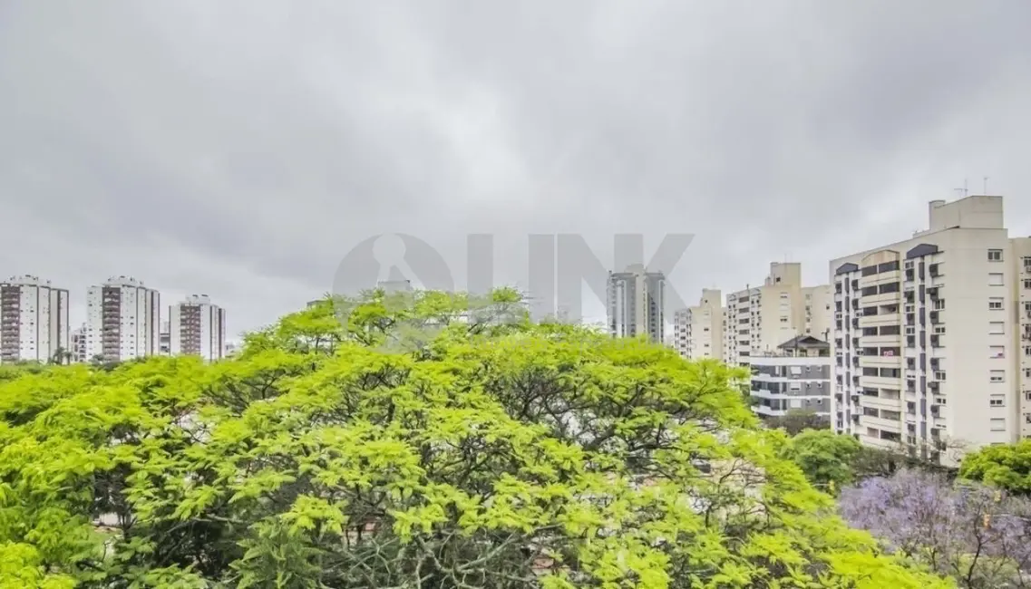 Apartamento com 3 quartos à venda, 112m2 em Boa Vista, Porto Alegre - RS - imagem 8 Foto 8 de Apartamento com 3 quartos à venda, 112m2 em Boa Vista, Porto Alegre - RS