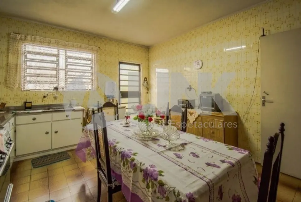 Casa com 3 quartos à venda, 251m2 em Jardim Itu, Porto Alegre - RS - imagem 8 Foto 8 de Casa com 3 quartos à venda, 251m2 em Jardim Itu, Porto Alegre - RS