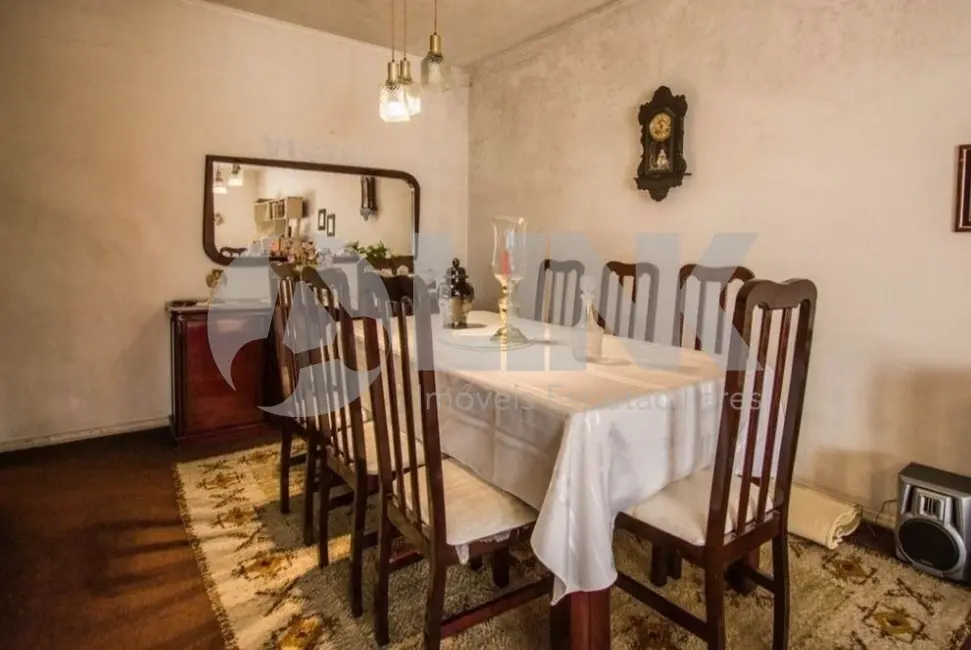 Casa com 3 quartos à venda, 251m2 em Jardim Itu, Porto Alegre - RS - imagem 6 Foto 6 de Casa com 3 quartos à venda, 251m2 em Jardim Itu, Porto Alegre - RS