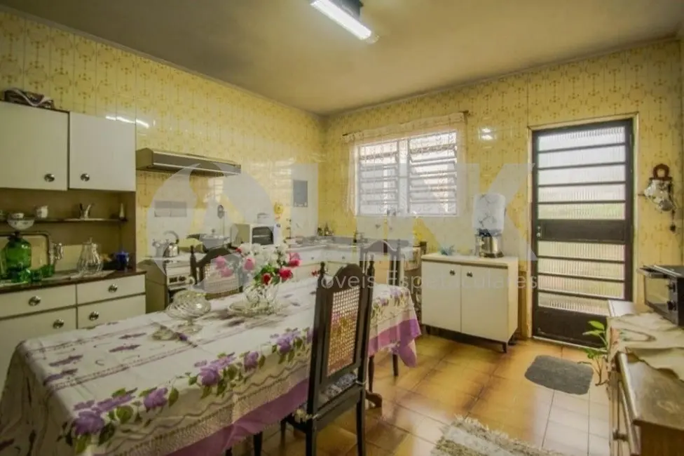 Casa com 3 quartos à venda, 251m2 em Jardim Itu, Porto Alegre - RS - imagem 7 Foto 7 de Casa com 3 quartos à venda, 251m2 em Jardim Itu, Porto Alegre - RS