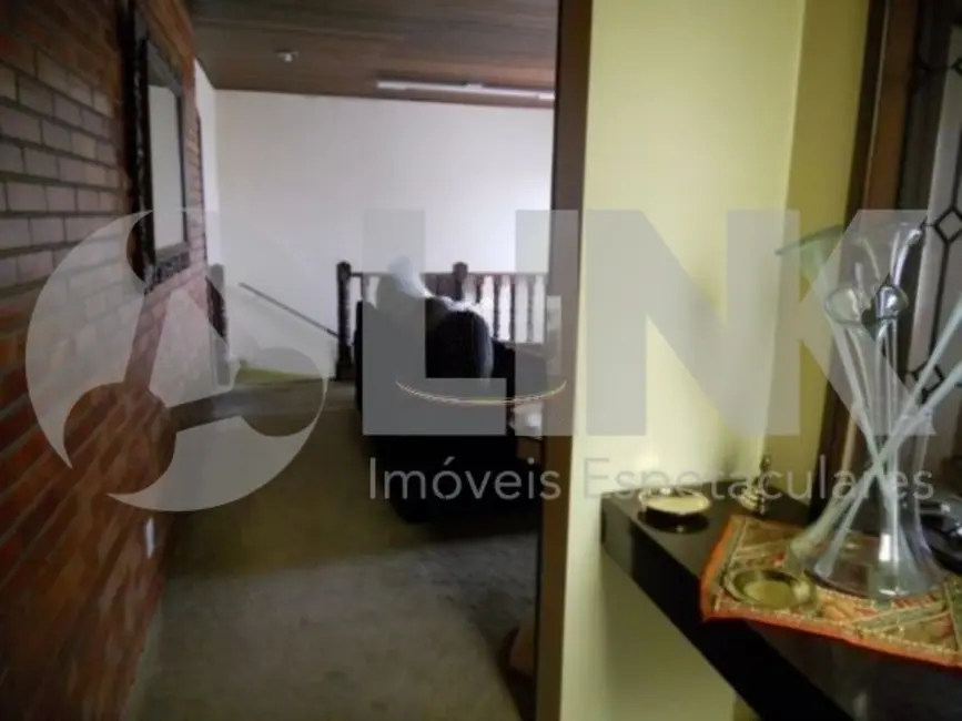 Casa com 4 quartos à venda, 318m2 em Três Figueiras, Porto Alegre - RS - imagem 5 Foto 5 de Casa com 4 quartos à venda, 318m2 em Três Figueiras, Porto Alegre - RS