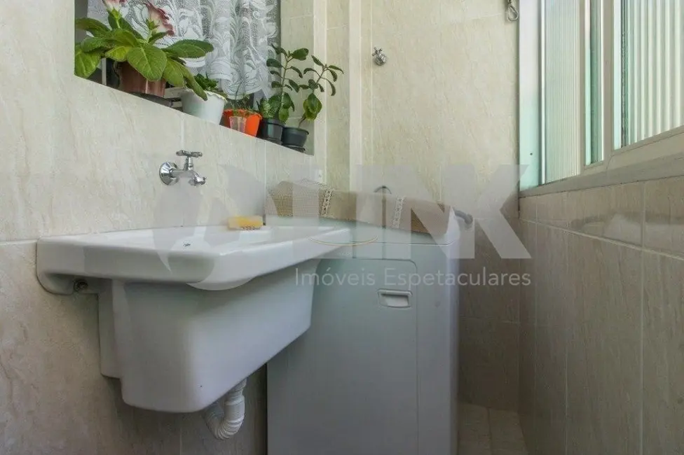 Foto 6 de Apartamento com 2 quartos à venda, 67m2 em São João, Porto Alegre - RS