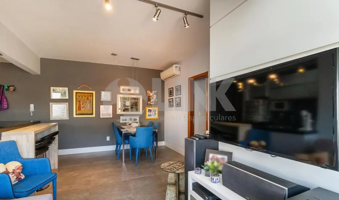 Apartamento com 3 quartos à venda, 81m2 em Passo da Areia, Porto Alegre - RS - imagem 4 Foto 4 de Apartamento com 3 quartos à venda, 81m2 em Passo da Areia, Porto Alegre - RS