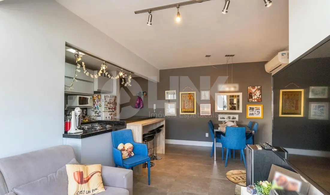 Apartamento com 3 quartos à venda, 81m2 em Passo da Areia, Porto Alegre - RS - imagem 5 Foto 5 de Apartamento com 3 quartos à venda, 81m2 em Passo da Areia, Porto Alegre - RS