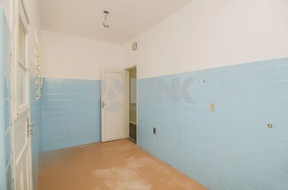 Foto 9 de Apartamento com 3 quartos à venda, 66m2 em Petrópolis, Porto Alegre - RS