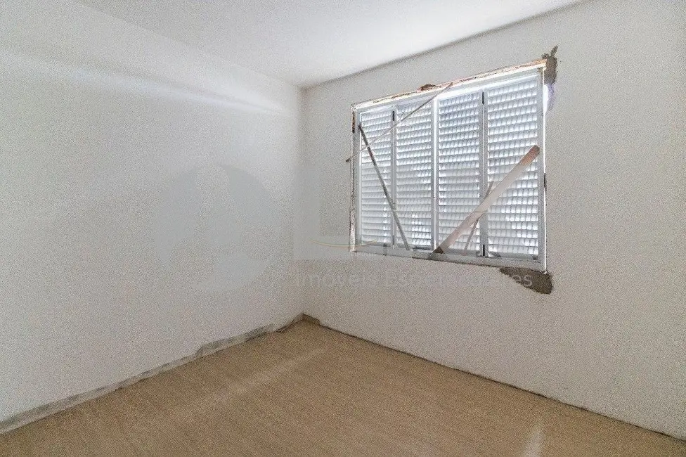 Apartamento com 3 quartos à venda, 74m2 em Passo da Areia, Porto Alegre - RS - imagem 3 Foto 3 de Apartamento com 3 quartos à venda, 74m2 em Passo da Areia, Porto Alegre - RS