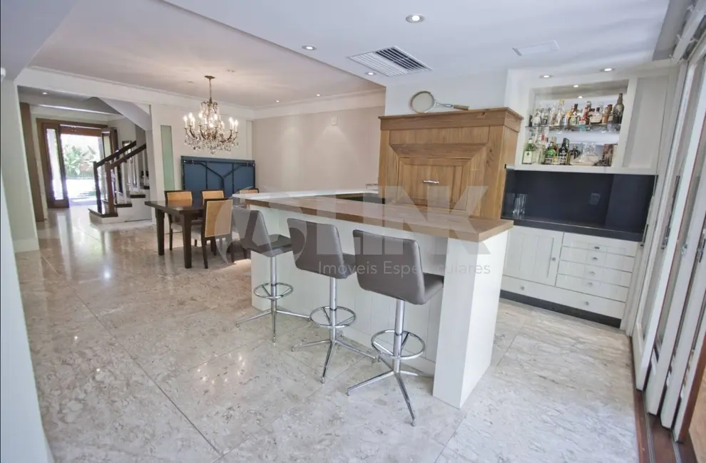 Foto 9 de Casa de Condomínio com 4 quartos à venda, 500m2 em Três Figueiras, Porto Alegre - RS