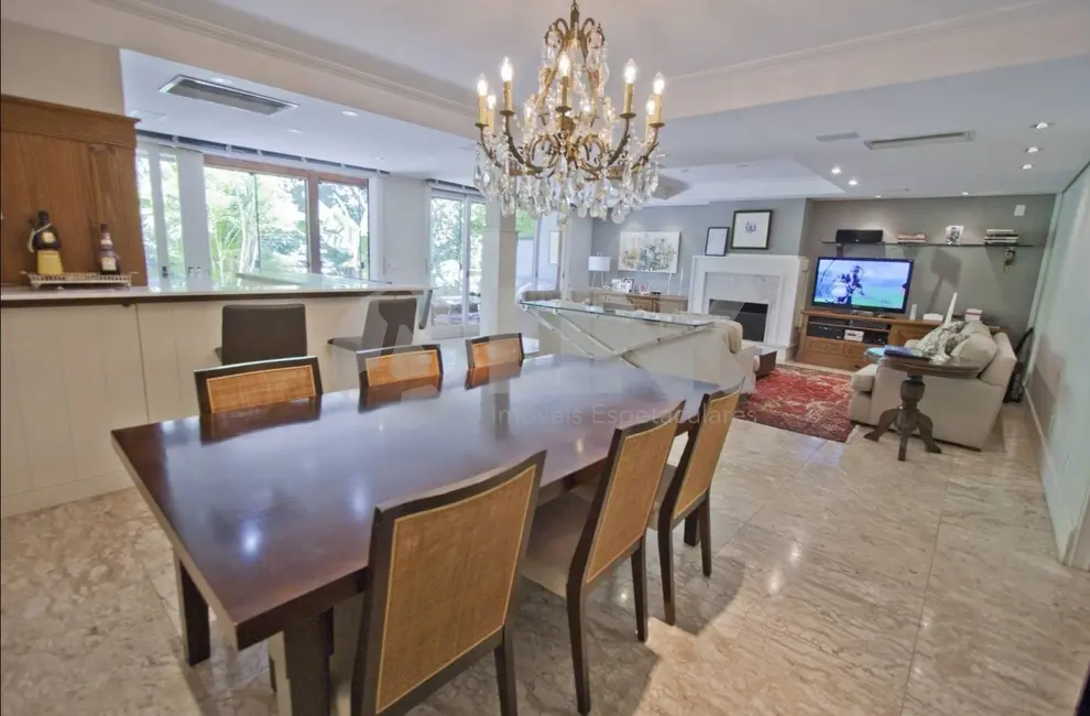 Foto 3 de Casa de Condomínio com 4 quartos à venda, 500m2 em Três Figueiras, Porto Alegre - RS