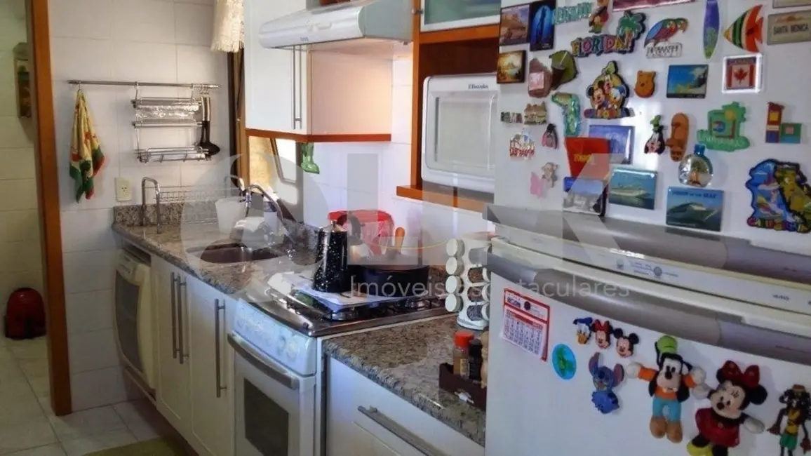 Foto 7 de Apartamento com 3 quartos à venda, 87m2 em Passo da Areia, Porto Alegre - RS