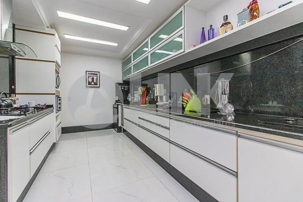 Casa com 5 quartos à venda, 800m2 em Jardim Botânico, Porto Alegre - RS - imagem 7 Foto 7 de Casa com 5 quartos à venda, 800m2 em Jardim Botânico, Porto Alegre - RS