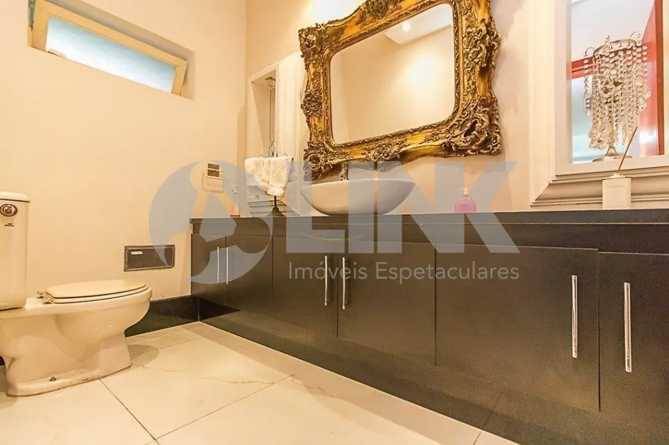 Casa com 5 quartos à venda, 800m2 em Jardim Botânico, Porto Alegre - RS - imagem 9 Foto 9 de Casa com 5 quartos à venda, 800m2 em Jardim Botânico, Porto Alegre - RS