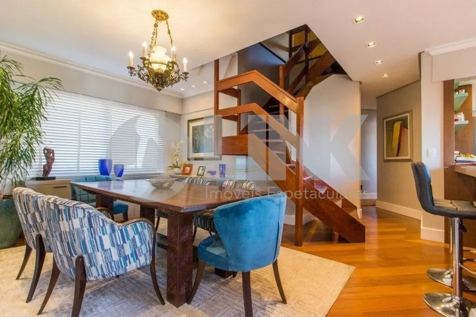 Foto 2 de Apartamento com 3 quartos à venda, 384m2 em Petrópolis, Porto Alegre - RS