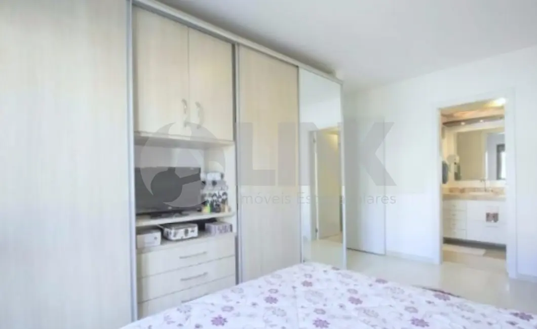 Apartamento com 2 quartos à venda, 78m2 em Petrópolis, Porto Alegre - RS - imagem 8 Foto 8 de Apartamento com 2 quartos à venda, 78m2 em Petrópolis, Porto Alegre - RS