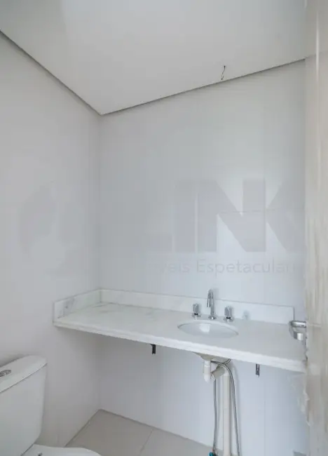 Apartamento com 3 quartos à venda, 65m2 em Petrópolis, Porto Alegre - RS - imagem 7 Foto 7 de Apartamento com 3 quartos à venda, 65m2 em Petrópolis, Porto Alegre - RS