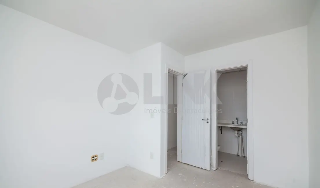Apartamento com 3 quartos à venda, 65m2 em Petrópolis, Porto Alegre - RS - imagem 6 Foto 6 de Apartamento com 3 quartos à venda, 65m2 em Petrópolis, Porto Alegre - RS