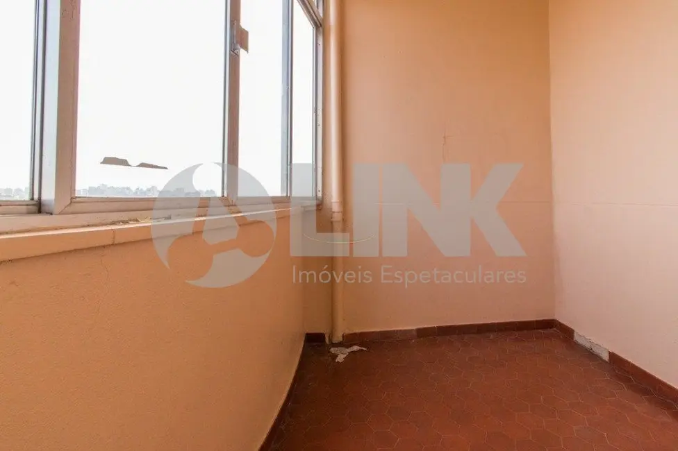 Apartamento com 5 quartos à venda, 303m2 em Floresta, Porto Alegre - RS - imagem 9 Foto 9 de Apartamento com 5 quartos à venda, 303m2 em Floresta, Porto Alegre - RS