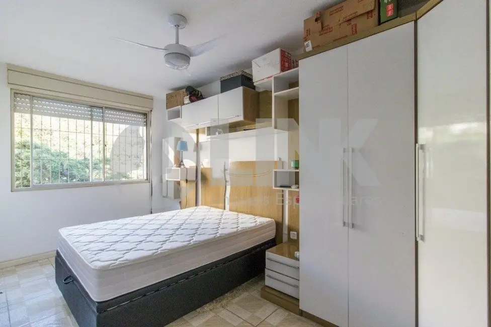 Foto 4 de Apartamento com 2 quartos à venda, 56m2 em Jardim Itu, Porto Alegre - RS