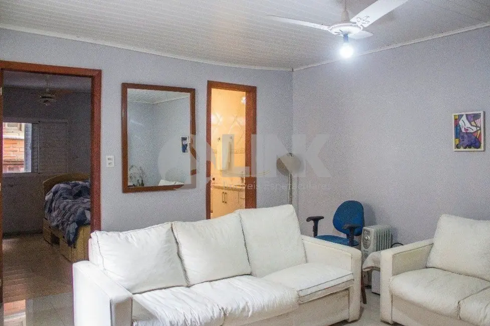 Casa com 3 quartos à venda, 140m2 em Passo da Areia, Porto Alegre - RS - imagem 9 Foto 9 de Casa com 3 quartos à venda, 140m2 em Passo da Areia, Porto Alegre - RS