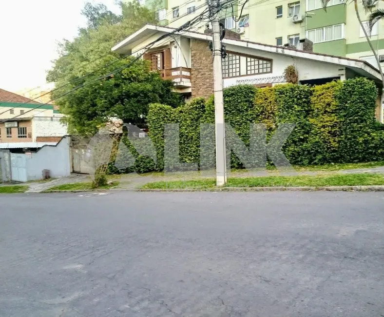 Casa com 3 quartos à venda, 151m2 em Passo da Areia, Porto Alegre - RS - imagem 6 Foto 6 de Casa com 3 quartos à venda, 151m2 em Passo da Areia, Porto Alegre - RS