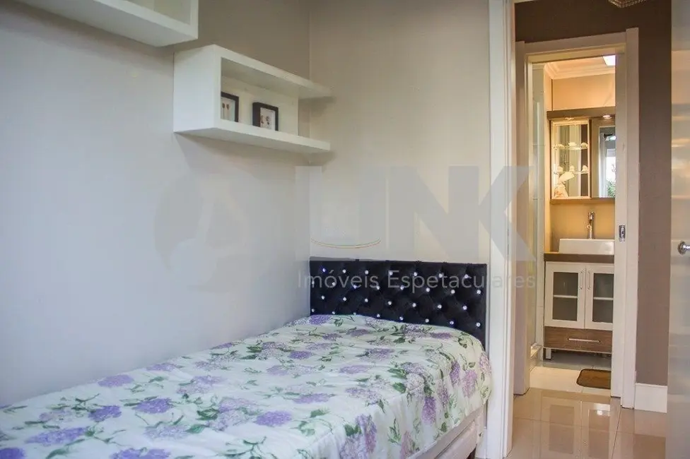 Foto 5 de Apartamento com 2 quartos à venda, 85m2 em Jardim Sabará, Porto Alegre - RS