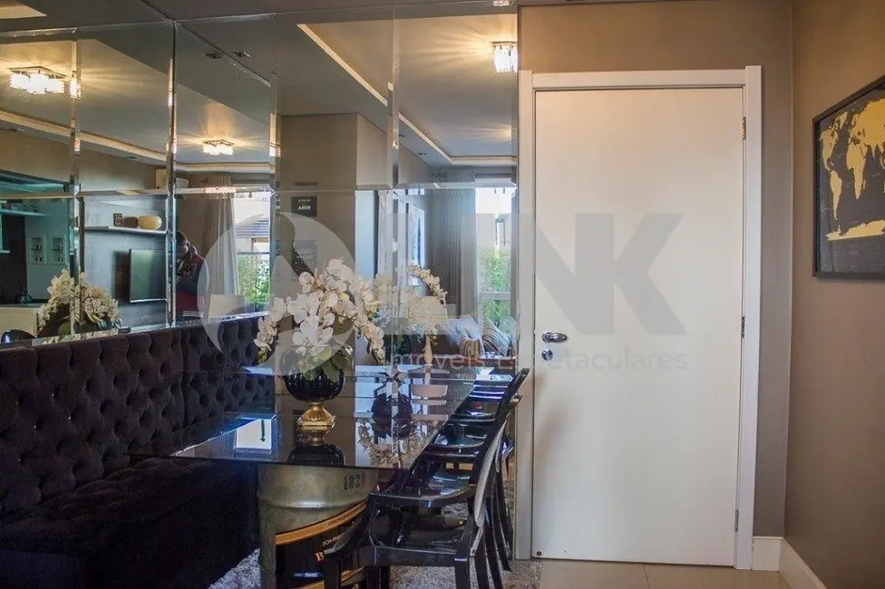 Foto 3 de Apartamento com 2 quartos à venda, 85m2 em Jardim Sabará, Porto Alegre - RS