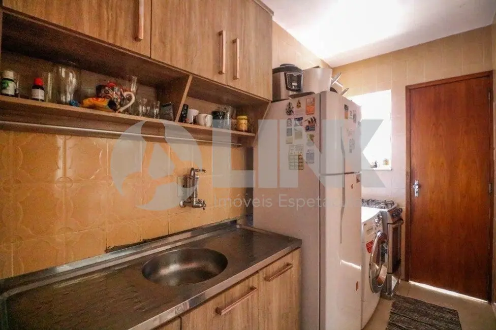 Apartamento com 3 quartos à venda, 63m2 em Petrópolis, Porto Alegre - RS - imagem 9 Foto 9 de Apartamento com 3 quartos à venda, 63m2 em Petrópolis, Porto Alegre - RS
