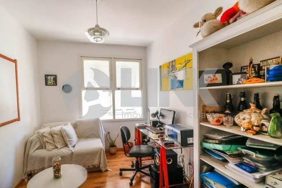 Apartamento com 3 quartos à venda, 63m2 em Petrópolis, Porto Alegre - RS - imagem 5 Foto 5 de Apartamento com 3 quartos à venda, 63m2 em Petrópolis, Porto Alegre - RS