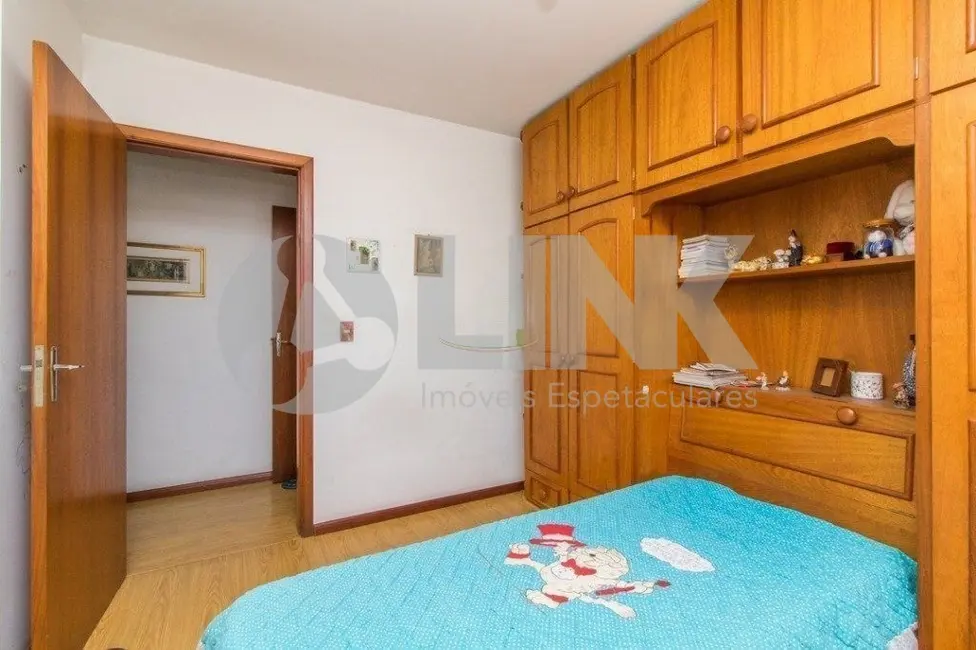 Foto 8 de Apartamento com 3 quartos à venda, 137m2 em Jardim Lindóia, Porto Alegre - RS