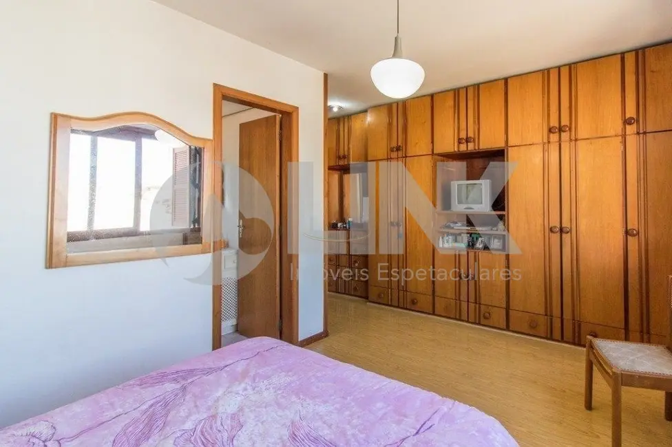 Foto 9 de Apartamento com 3 quartos à venda, 137m2 em Jardim Lindóia, Porto Alegre - RS