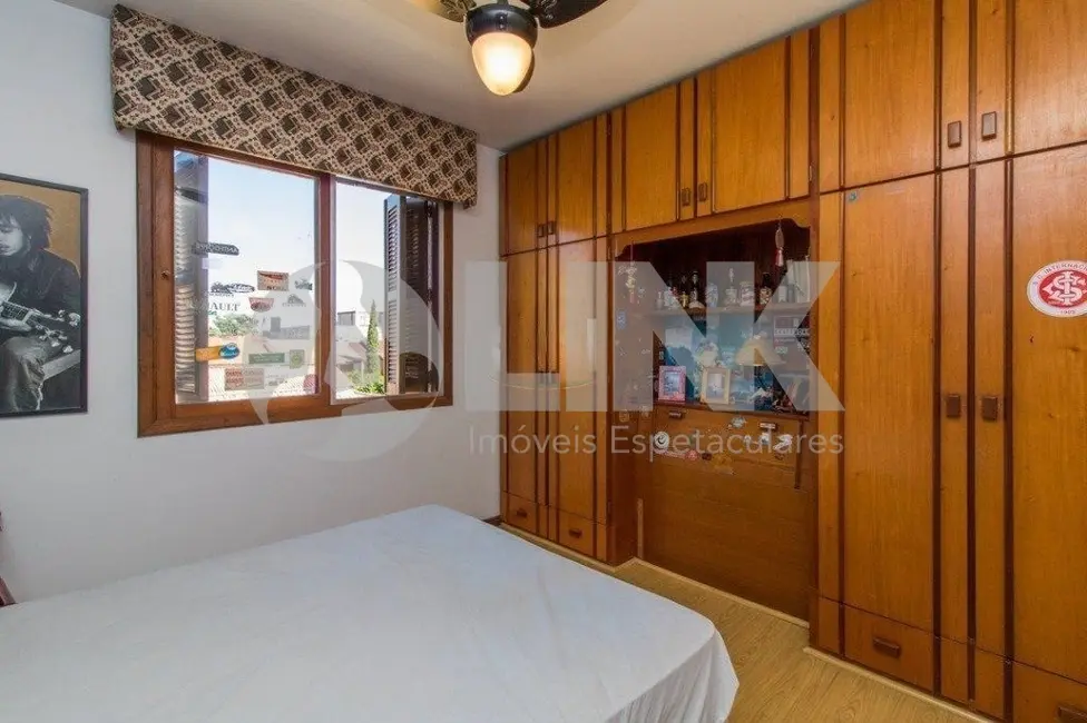 Foto 4 de Apartamento com 3 quartos à venda, 137m2 em Jardim Lindóia, Porto Alegre - RS