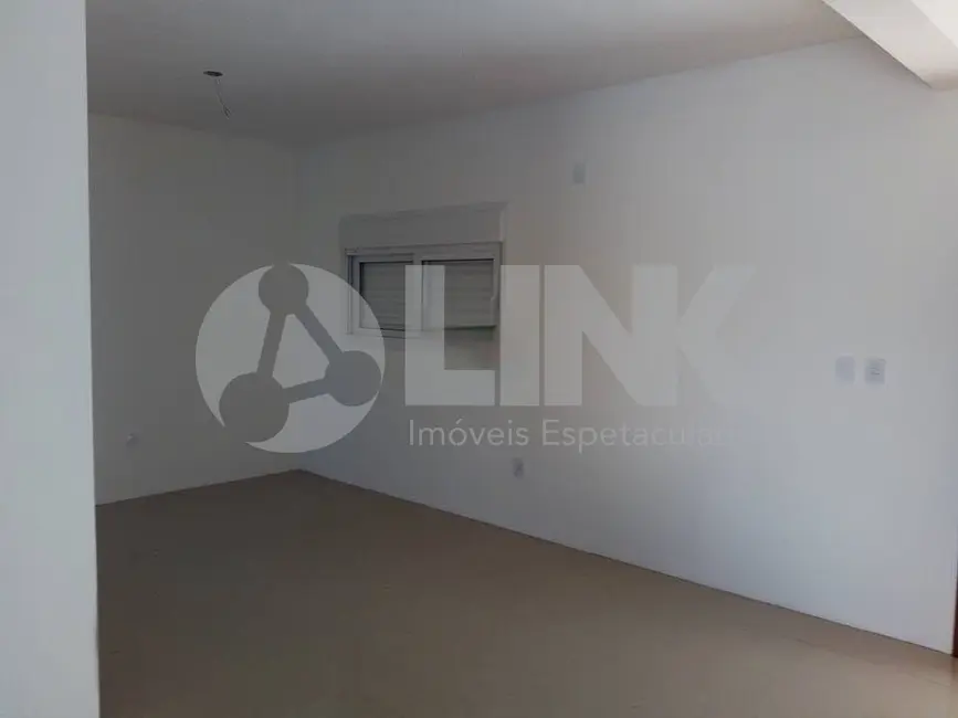 Foto 9 de Casa com 3 quartos à venda, 240m2 em Guarujá, Porto Alegre - RS