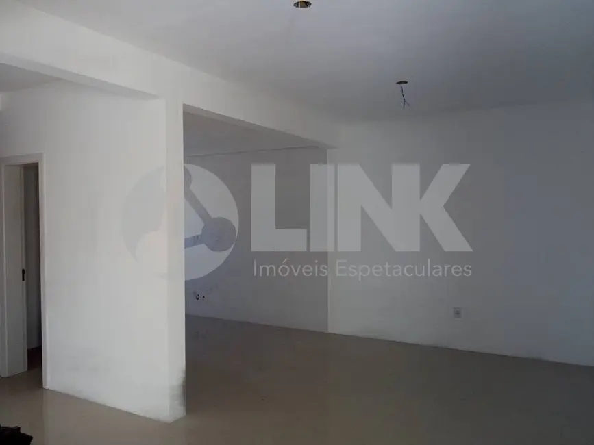 Foto 4 de Casa com 3 quartos à venda, 240m2 em Guarujá, Porto Alegre - RS