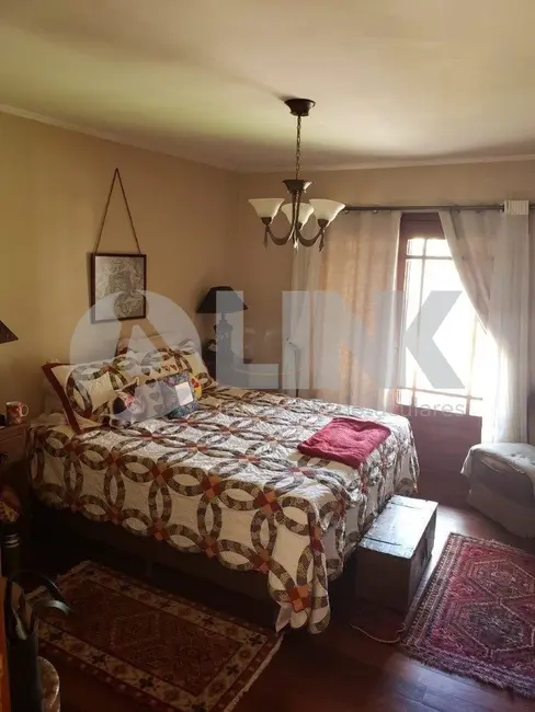 Casa de Condomínio com 4 quartos à venda, 236m2 em Agronomia, Porto Alegre - RS - imagem 9 Foto 9 de Casa de Condomínio com 4 quartos à venda, 236m2 em Agronomia, Porto Alegre - RS