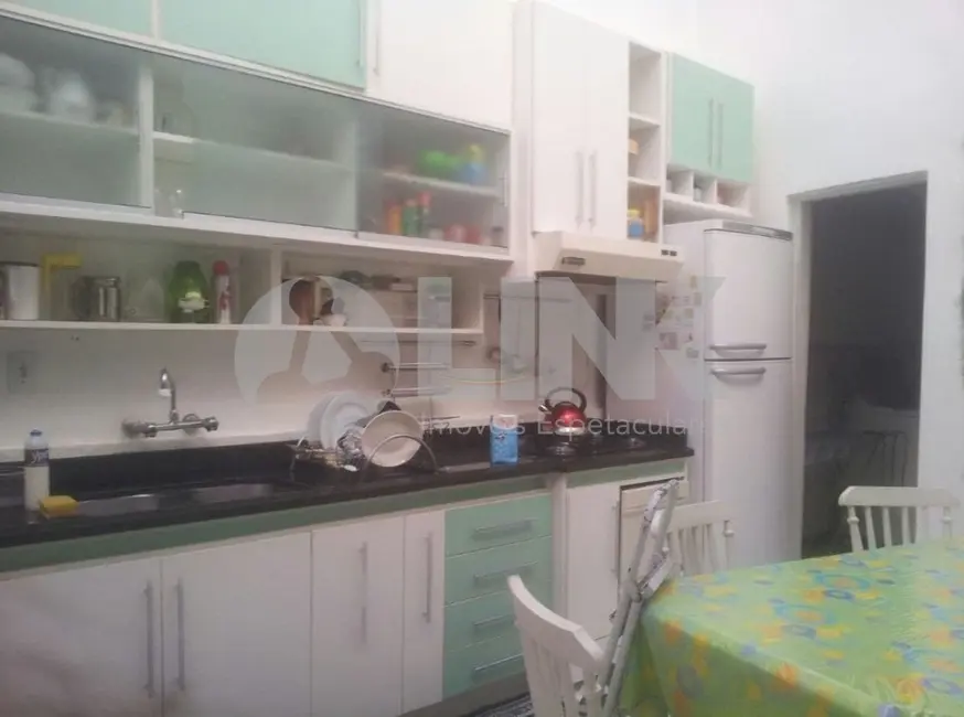 Casa com 2 quartos à venda, 179m2 em Jardim Itu, Porto Alegre - RS - imagem 4 Foto 4 de Casa com 2 quartos à venda, 179m2 em Jardim Itu, Porto Alegre - RS